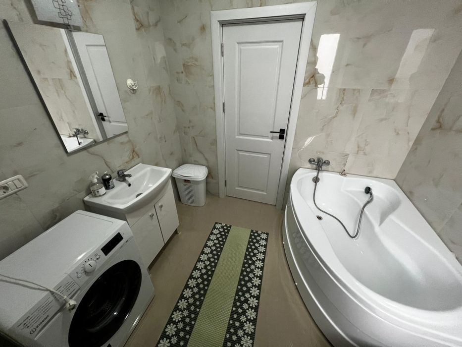 Închiriez apartament nou modern cu 2 camere  complet mobilat și utilat.