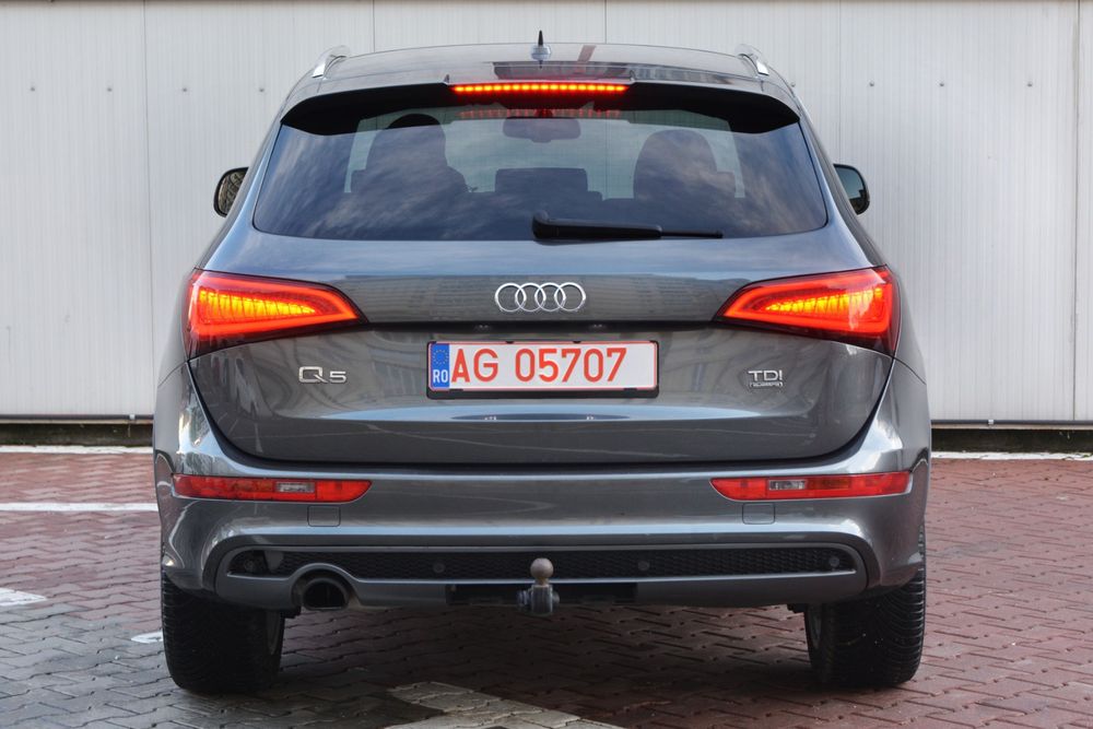 Audi Q5 3×S-line Quattro 2.0 Tdi 177 CP FullLed 2013 Alcantara