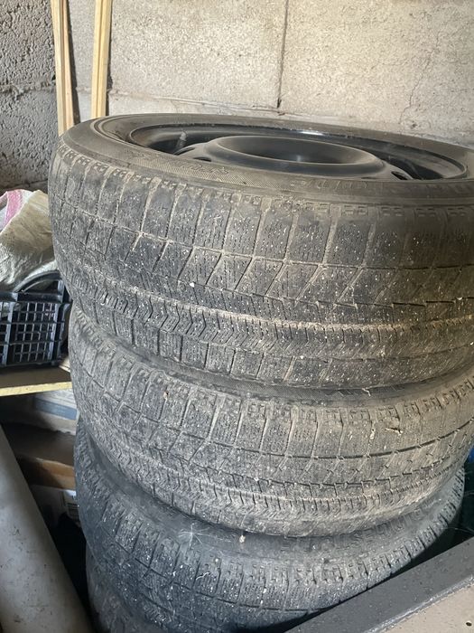 колеса на зимней резине