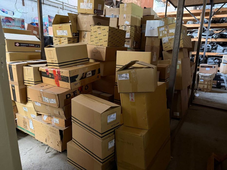 Faruri si stopuri de vanzare angro