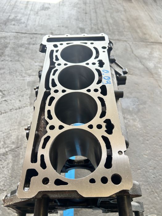 Motor 2.0 tsi cod CCZ reconditionat total!