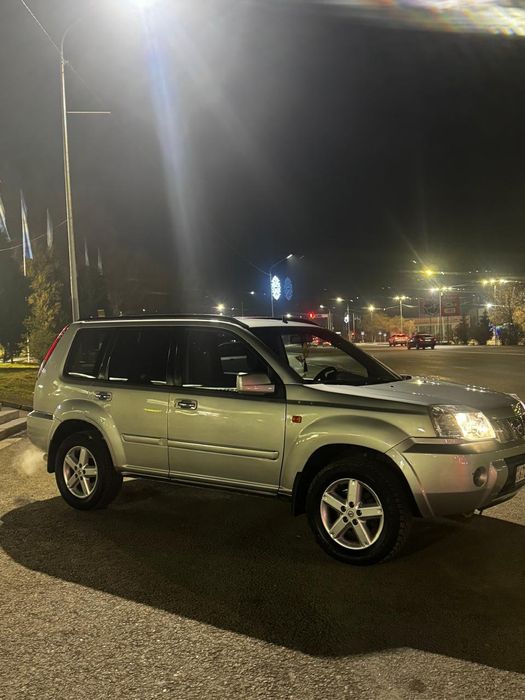 Nissan X 2006 года