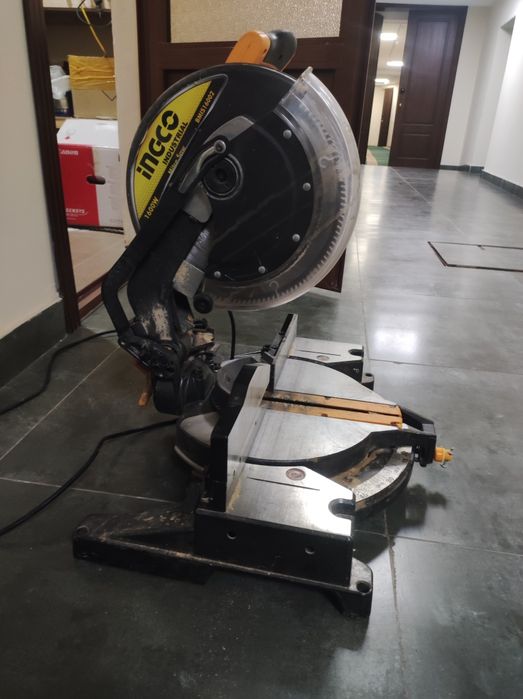 Сотилади ара инеко