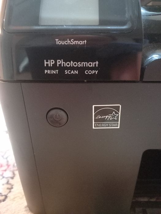 Принтер НР 3 в 1 : принтер, сканер, ксерокс.