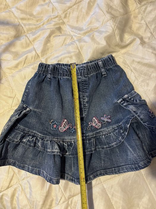 Дънкова пола Benetton 6-7 години+ 2 подарък