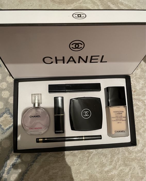 Подарочный набор косметики Chanel