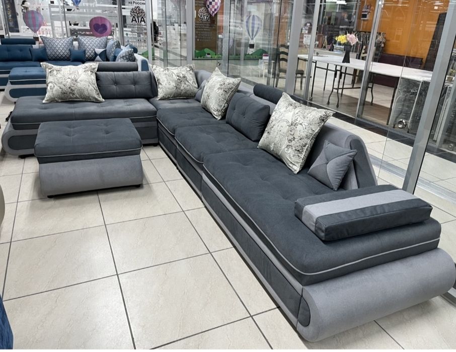 Продается диван угловой для гостиной