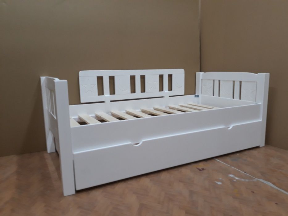 TRANSPORT GRATUIT.Pat lemn masiv cod 112