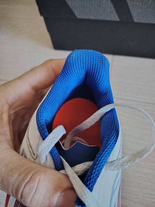 Бутонки adidas 42