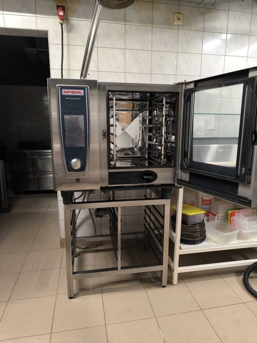 Cuptor profesional RATIONAL SelfCookingCenter SCC WE 61 stare perfecta