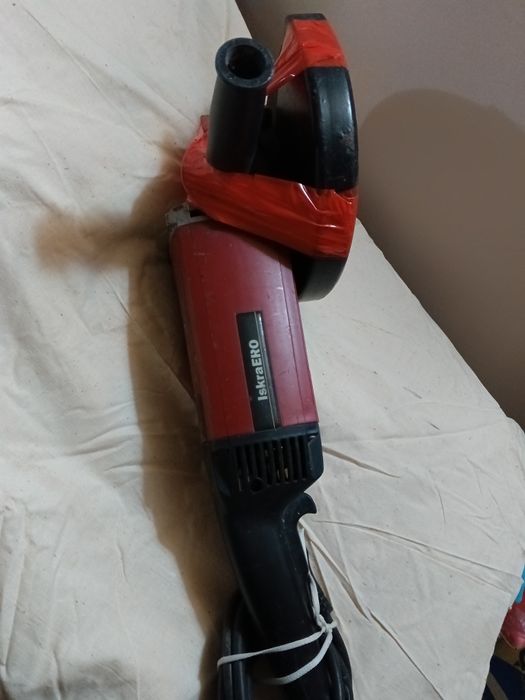 Болгарка Искра-Эро 2200W