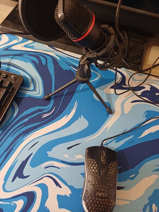 Клавиатура,мышка ,коврик