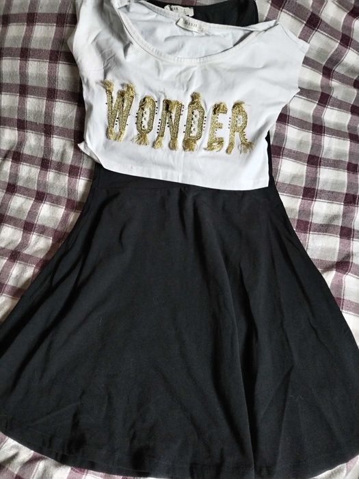 Рокли и полички за момичета около 10г. до 12г.