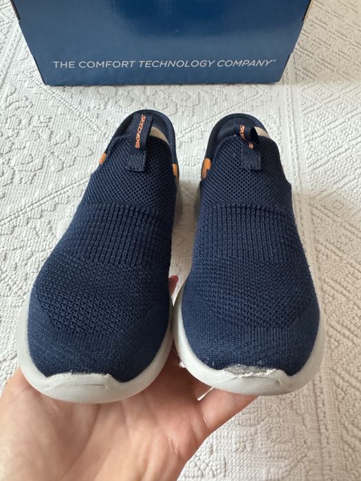 Skechers slip ins 32