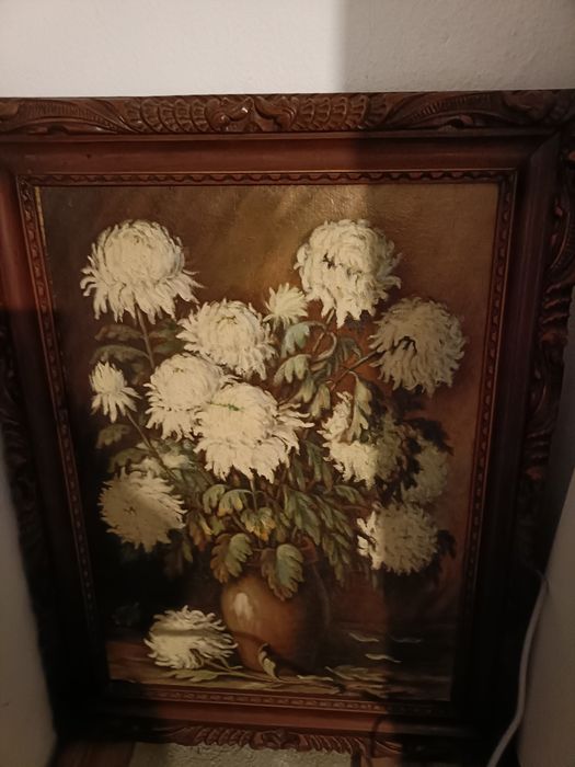 Picturi cu ramă sculptată manual