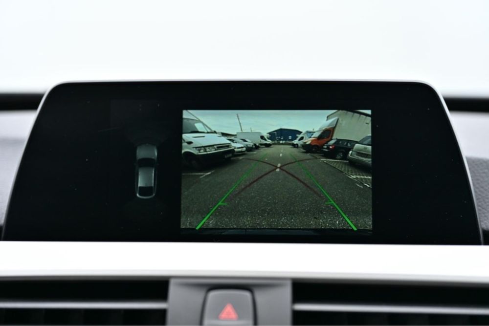 BMW 320 GT F34 190CP Facelift - Imperialblau Brillianteffekt Metallic