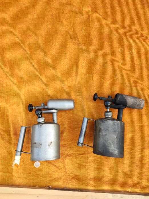 Бензинови лампи    .       .       .