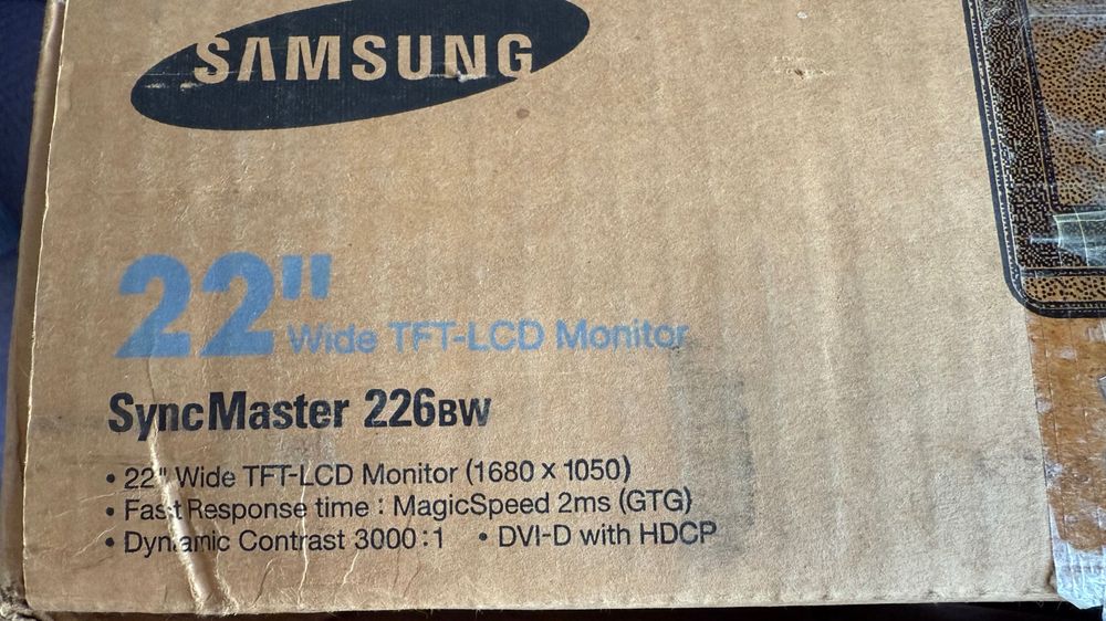 Монитор Samsung 22 дюйма Б/У