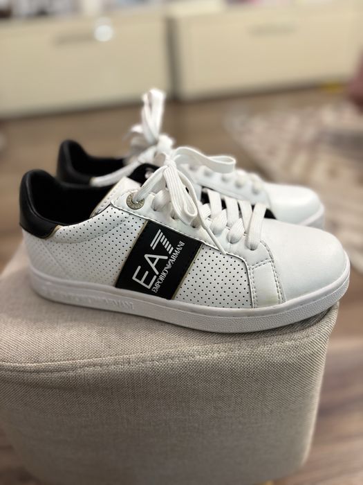 Tenesi Emporio Armani marimea 36 2/3