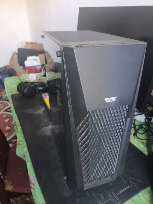 Корпус для ПК M-ATX