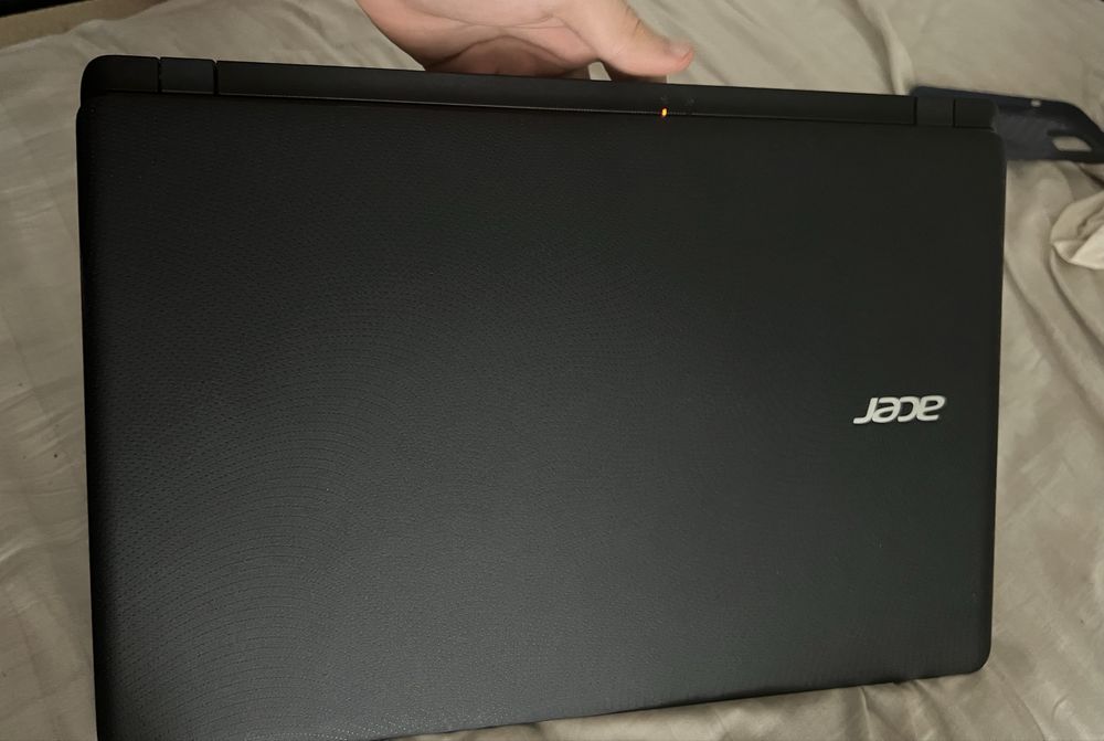 Noutbook acer extensa 2540