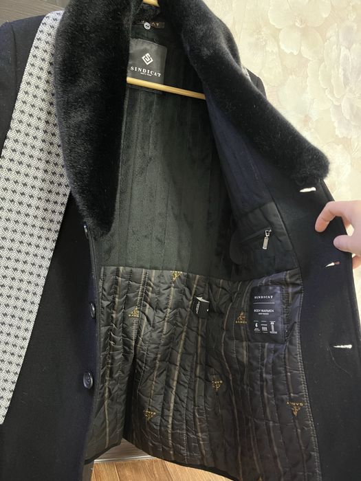 Продам Мужское пальто