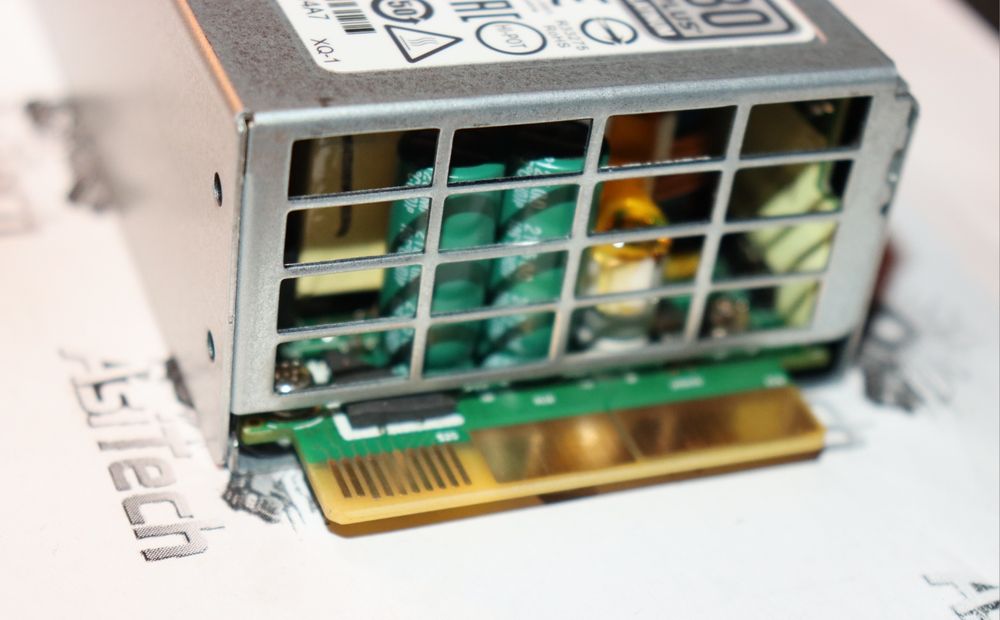 Sursa Alimentare/ PSU Server HPE 800W FS Plat Ht Plg LH DL G10+/ DL-ML G11/G12 P38995-B21/ 8 6 5 4 1 2 - 1 0 2