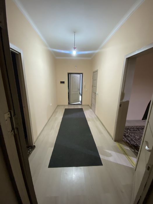 Срочно Сотилади!! 2 хонали квартира, Янгихаёт 9-худудда 2/3/16 64m2