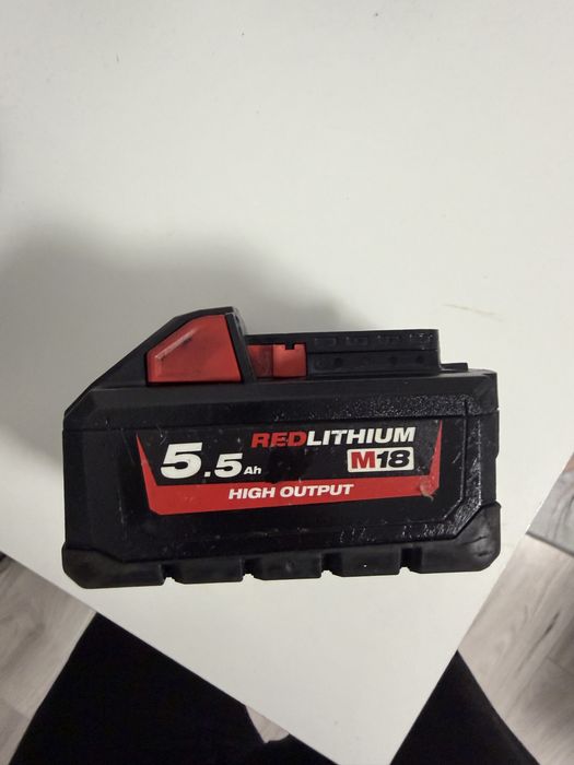 Vand Baterie Milwaukee M18 5.5 Amperi High Output