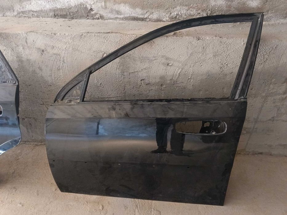 Gentra eshik rangi qora GBO