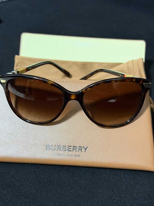 Ochelari de soare Burbery BE4216