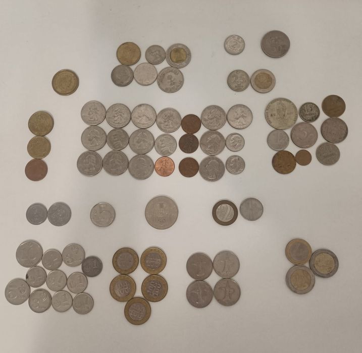 Продам монеты разных стран