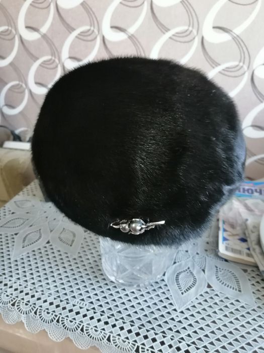 Продам шубу мутон с вставками из норки