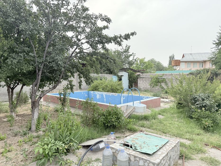 Srochno xovli sotiladi Orta saroyda 9 sotik