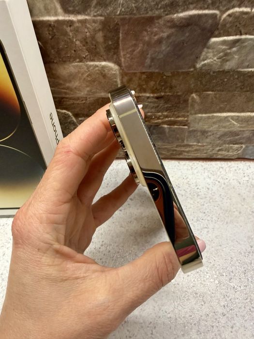 Iphone 14 pro max Gold 128