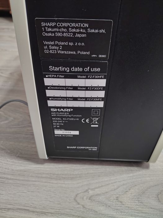 Purificator de aer Sharp,stare perfectă.