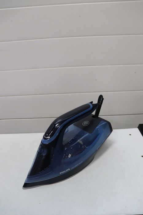 Парна ютия Philips 8000, Синя, 3000 W | 55 г/мин непрекъсната пара, 240 г парен удар, гладеща повърхност SteamGlide Elite, OptimalTEMP