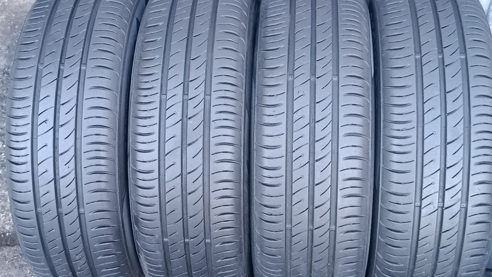 175/65/14 Kumho .