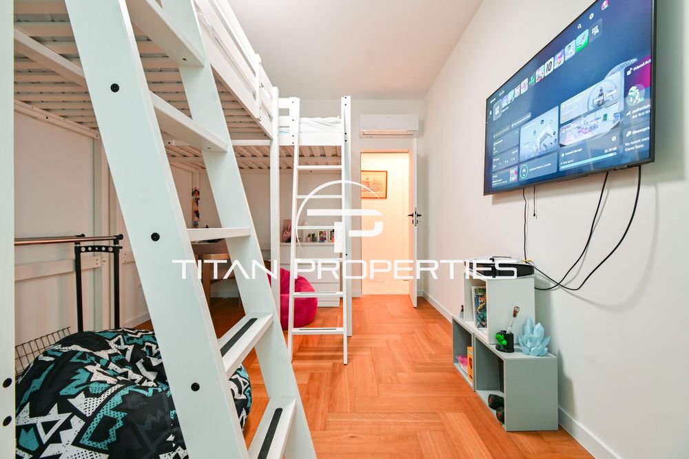 Продава се Тристаен апартамент в София, Симеоново - 185 кв.м за 3784 €/кв.м - Снимка #12