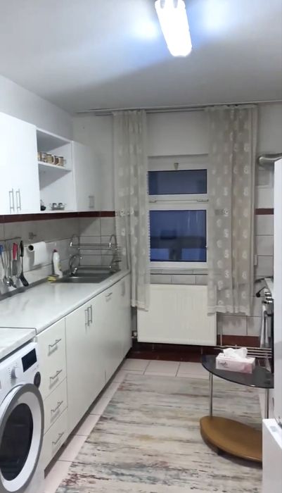Apartament de închiriat – Spațios, stradal, poziție excelentă!