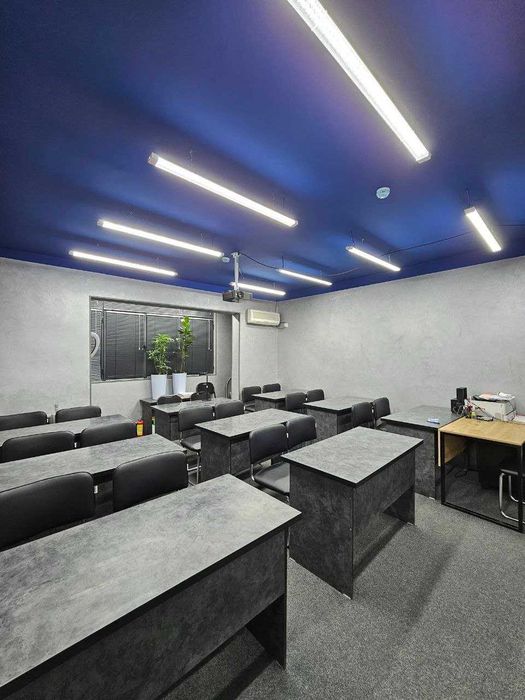 Darxon - ofis arenda, o'quv markaz. Hamid Olimjon metrodan chiqishda.