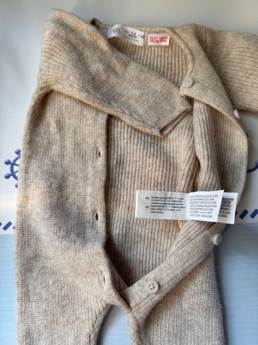 Бебешка дрешка от вълна и кашмир от Zara