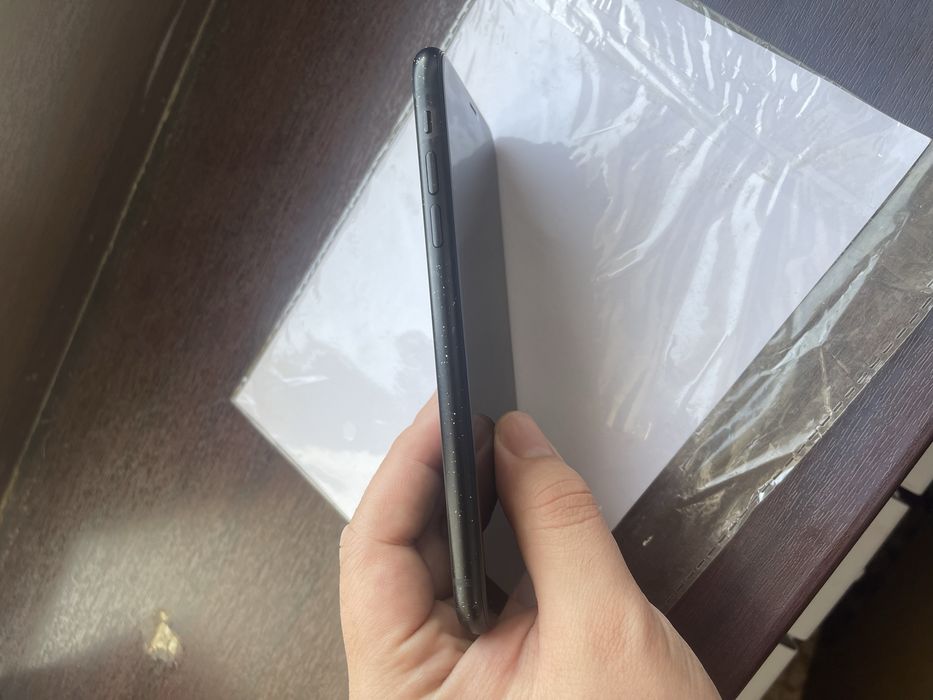 Продается Айфон ХР 68 ГБ