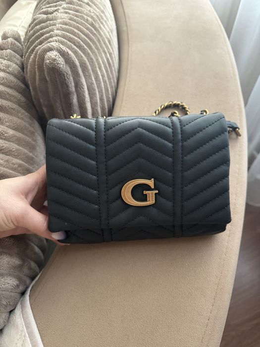 Чанта Guess