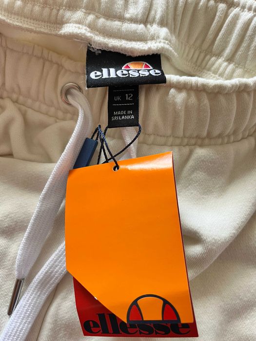 Pantaloni scurti Ellesse din bumbac SGR17620904