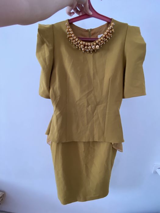 Көйлек сатылады!