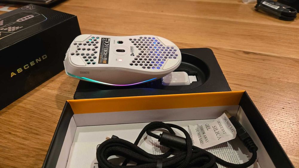 Mouse Gaming Wireless Glorious Model O Matte White – Stare Excelentă, Ca Nou