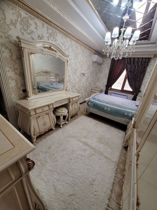 Продаётся квартира в Бухаре