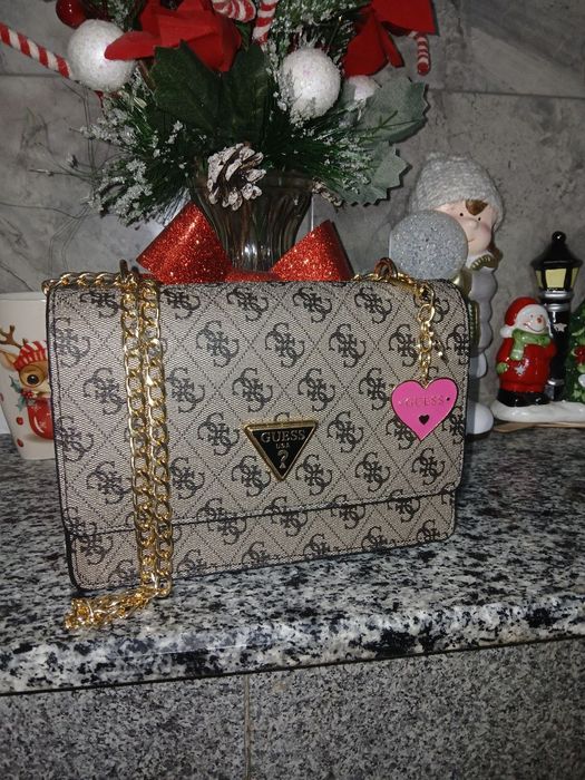 Gentuțe dama diferite modele