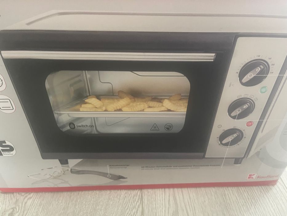 Cuptor mini nou in cutie